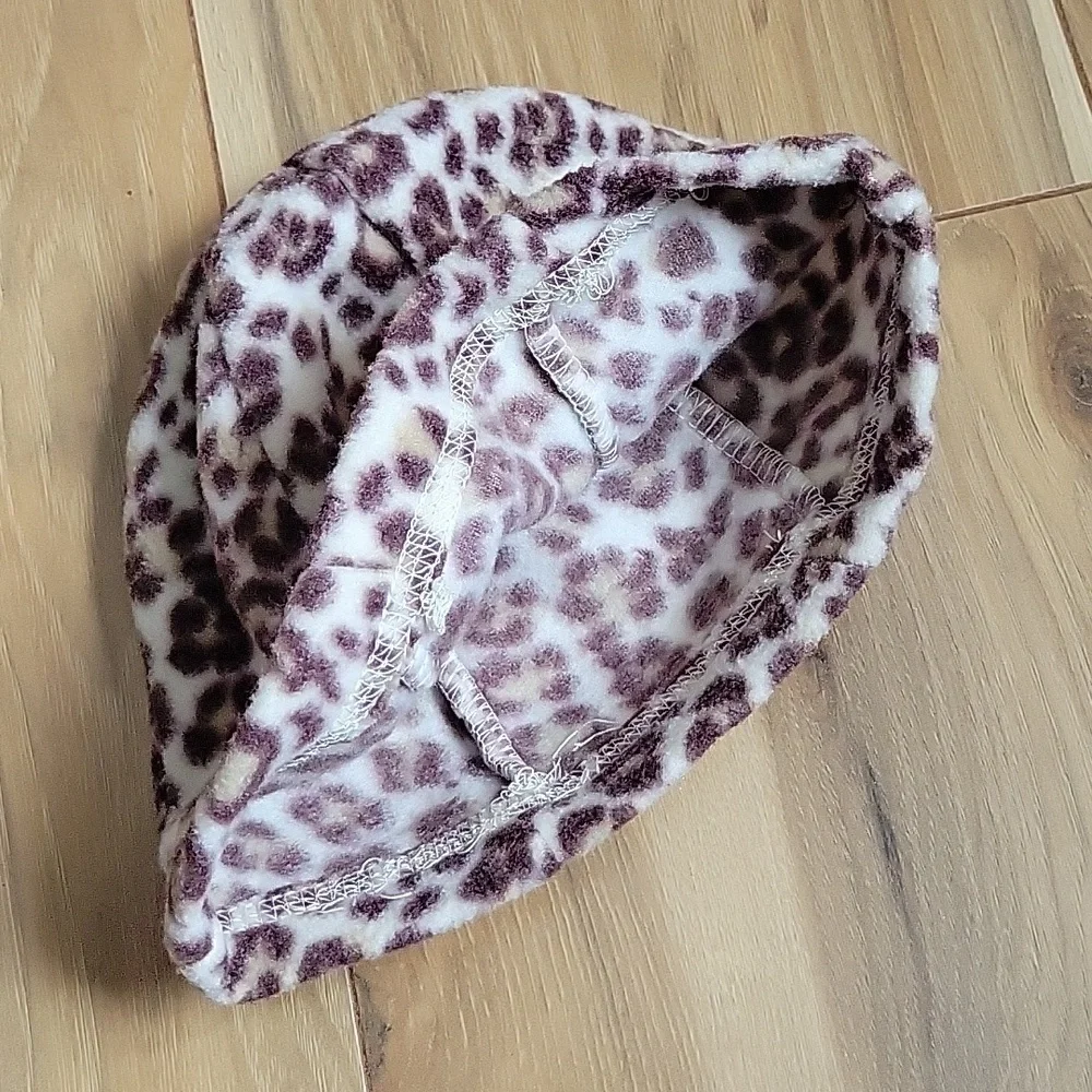 *3/$15* Cute! Girls Cheetah Print Lightweight Stocking Hat